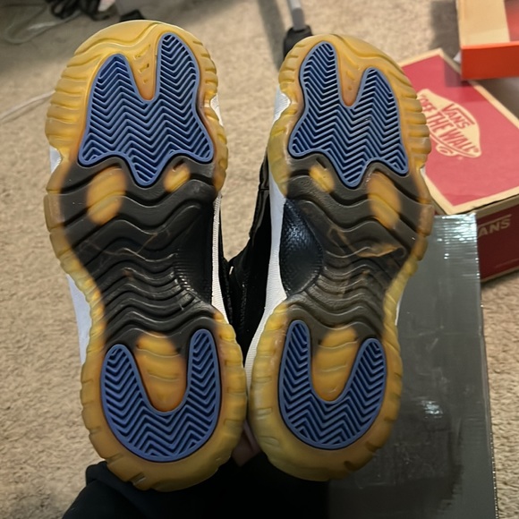 Jordan 11 Space Jam 2009 size 5.5Y (7 womens) - Picture 5 of 6